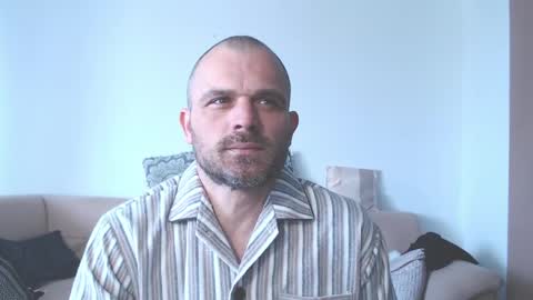 mr_alpacino online show from April 4, 11:08 am