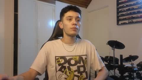 Snapshot of mr_andresr chatting on September 23, 1:30 am Andy online show from September 23, 1:30 am