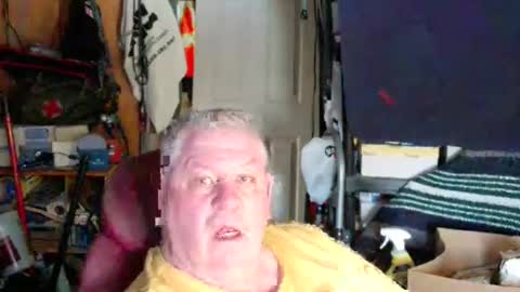 Snapshot of mr_canoe_licker_69 chatting on January 17, 7:38 pm mr_canoe_licker_69 online show from January 17, 7:38 pm