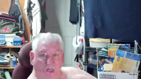 Snapshot of mr_canoe_licker_69 chatting on February 4, 7:33 pm mr_canoe_licker_69 online show from February 4, 7:33 pm