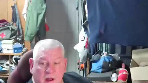 Snapshot of mr_canoe_licker_69 chatting on February 12, 8:07 pm mr_canoe_licker_69 online show from February 12, 8:07 pm