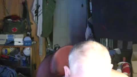 Snapshot of mr_canoe_licker_69 chatting on February 16, 12:32 pm mr_canoe_licker_69 online show from February 16, 12:32 pm