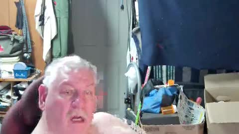 Snapshot of mr_canoe_licker_69 chatting on February 27, 4:53 pm mr_canoe_licker_69 online show from February 27, 4:53 pm