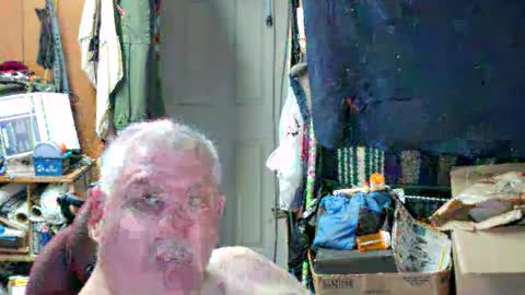 Snapshot of mr_canoe_licker_69 chatting on March 1, 1:07 pm mr_canoe_licker_69 online show from March 1, 1:07 pm