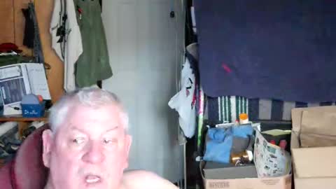 Snapshot of mr_canoe_licker_69 chatting on March 3, 7:17 pm mr_canoe_licker_69 online show from March 3, 7:17 pm
