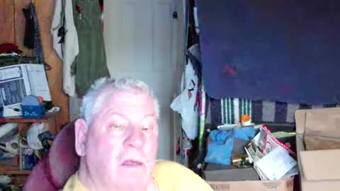 Snapshot of mr_canoe_licker_69 chatting on March 4, 6:29 pm mr_canoe_licker_69 online show from March 4, 6:29 pm