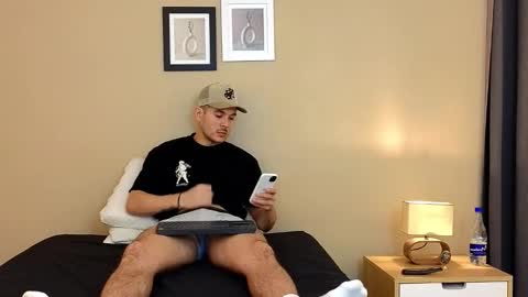 Snapshot of mr_danni_ chatting on December 2, 8:44 pm Danny  Aleja online show from December 2, 8:44 pm