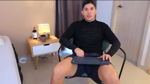 Snapshot of mr_danni_ chatting on January 29, 5:24 pm Danny  Aleja online show from January 29, 5:24 pm