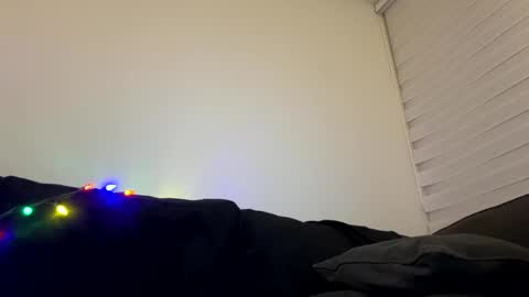 James online show from December 7, 11:23 pm