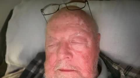 Snapshot of mr_frasier chatting on September 21, 12:34 am Jess online show from September 21, 12:34 am