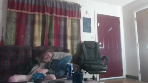 mr_happy12 online show from March 2, 11:39 am