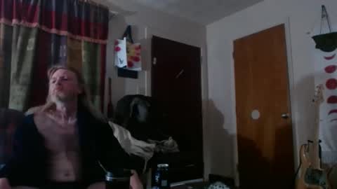 mr_happy12 online show from October 31, 9:10 am