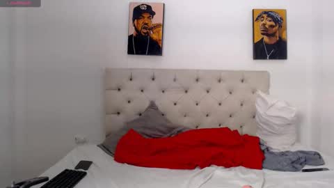 Snapshot of mr_jordan2310 chatting on September 25, 3:16 pm mr_jordan2310 online show from September 25, 3:16 pm