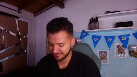 MIKEE online show from October 2, 3:02 am