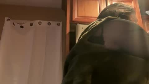 Mr  Mrs Glitter online show from February 15, 12:07 am