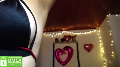 Snapshot of mr_mrscurie chatting on December 21, 10:51 pm Mr  Mrs Curie online show from December 21, 10:51 pm