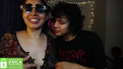 Snapshot of mr_mrscurie chatting on December 27, 11:31 pm Mr  Mrs Curie online show from December 27, 11:31 pm