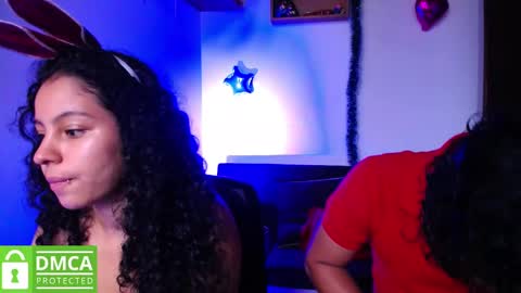 Snapshot of mr_mrscurie chatting on January 5, 10:19 pm Mr  Mrs Curie online show from January 5, 10:19 pm