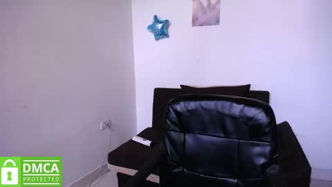 Snapshot of mr_mrscurie chatting on January 29, 8:35 pm Mr  Mrs Curie online show from January 29, 8:35 pm