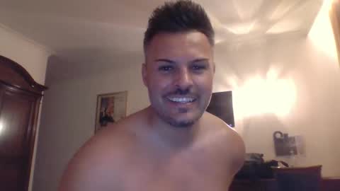 mr_niceguy100 online show from November 16, 3:01 am
