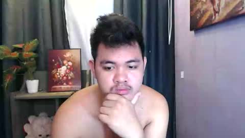 Snapshot of mr_olivercummerx chatting on September 24, 4:38 am mr_olivercummerx online show from September 24, 4:38 am