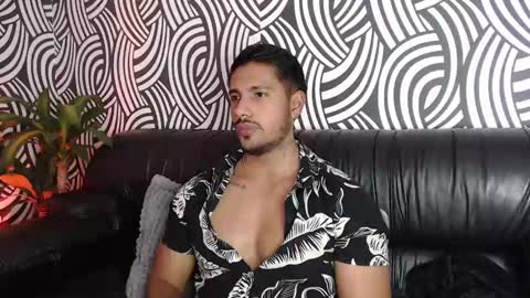 AARON online show from December 3, 9:00 am