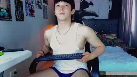 thomas online show from July 21, 10:23 pm