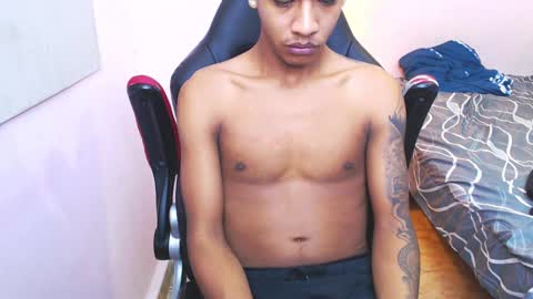 mr_stiven_ online show from January 5, 5:20 am