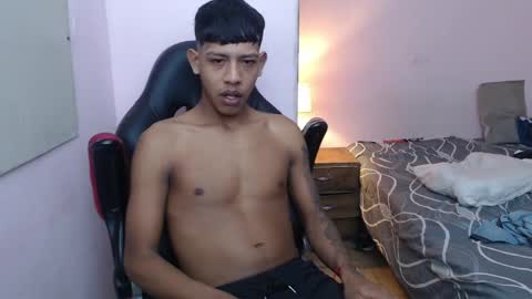 mr_stiven_ online show from January 11, 5:31 am