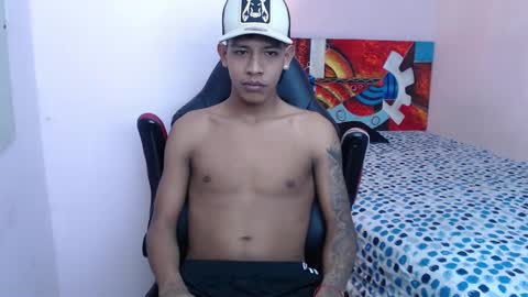 mr_stiven_ online show from January 15, 3:33 am