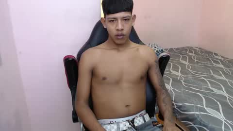 mr_stiven_ online show from January 31, 2:26 am