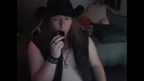 Snapshot of mr_strawberry chatting on December 18, 4:40 am mr_strawberry online show from December 18, 4:40 am