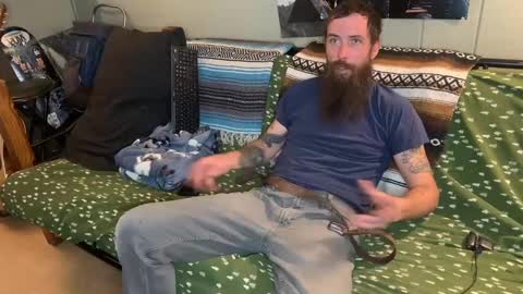 Snapshot of mr_valdor chatting on December 4, 11:57 pm Valdor online show from December 4, 11:57 pm