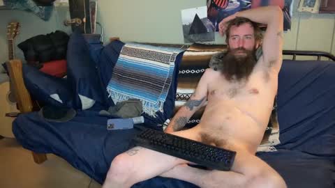 Snapshot of mr_valdor chatting on January 23, 3:37 am Valdor online show from January 23, 3:37 am