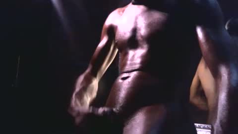 Snapshot of mrbigdiq chatting on December 4, 9:02 pm MrBigDiQ1 online show from December 4, 9:02 pm