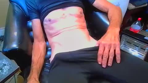 mrbiggirth69 online show from November 14, 9:24 pm