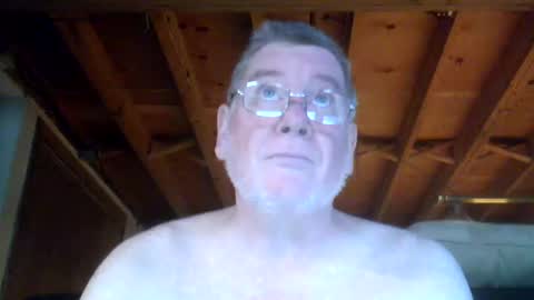 Snapshot of mrblade666 chatting on December 8, 1:47 pm mrblade666 online show from December 8, 1:47 pm