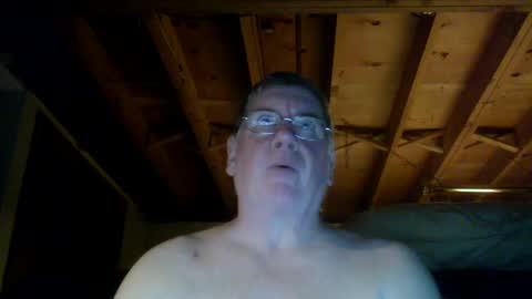 Snapshot of mrblade666 chatting on January 4, 2:03 am mrblade666 online show from January 4, 2:03 am