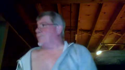 Snapshot of mrblade666 chatting on October 12, 11:42 am mrblade666 online show from October 12, 11:42 am