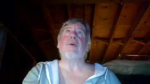 Snapshot of mrblade666 chatting on December 1, 11:43 pm mrblade666 online show from December 1, 11:43 pm