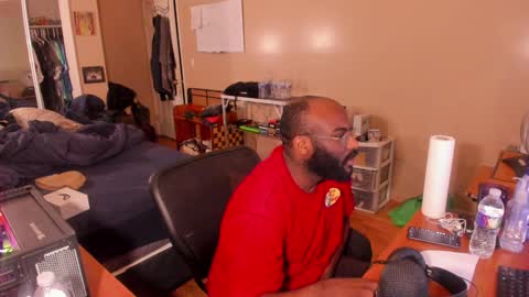 Snapshot of mrchuckdailyxxx chatting on January 27, 11:22 am Chuck Daily online show from January 27, 11:22 am