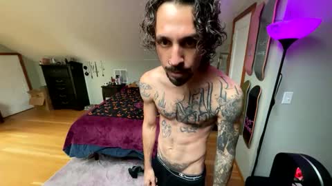 Snapshot of mrfanceypants chatting on November 10, 9:47 pm mrfanceypants online show from November 10, 9:47 pm