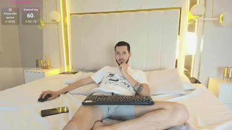 Andy online show from September 16, 3:40 am