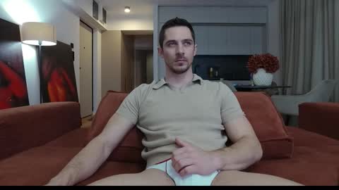 Snapshot of mrgreeneyes01 chatting on December 19, 5:09 pm juan luis online show from December 19, 5:09 pm