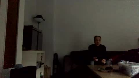 Snapshot of mrhandsomelovee chatting on January 25, 7:38 am Nikola online show from January 25, 7:38 am