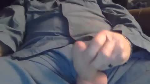 Snapshot of mrhollar chatting on December 4, 12:52 am mrhollar online show from December 4, 12:52 am