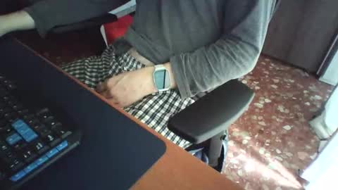 Snapshot of mrhotboy9906 chatting on October 21, 9:54 am mrhotboy9906 online show from October 21, 9:54 am