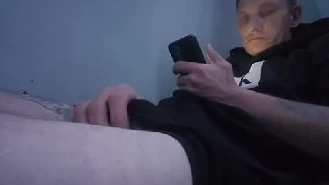 mrj1979 online show from December 2, 11:01 am