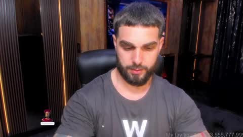 mrkarlhot99 online show from April 28, 7:02 am