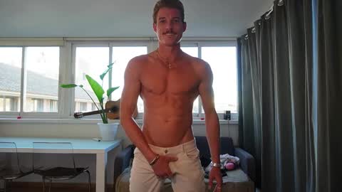 Mr Long online show from November 14, 3:55 pm